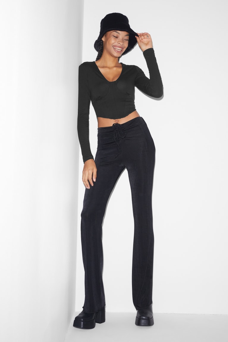 C&A Clockhouse Cropped Long Sleeve Nere | 6452-AXVTR