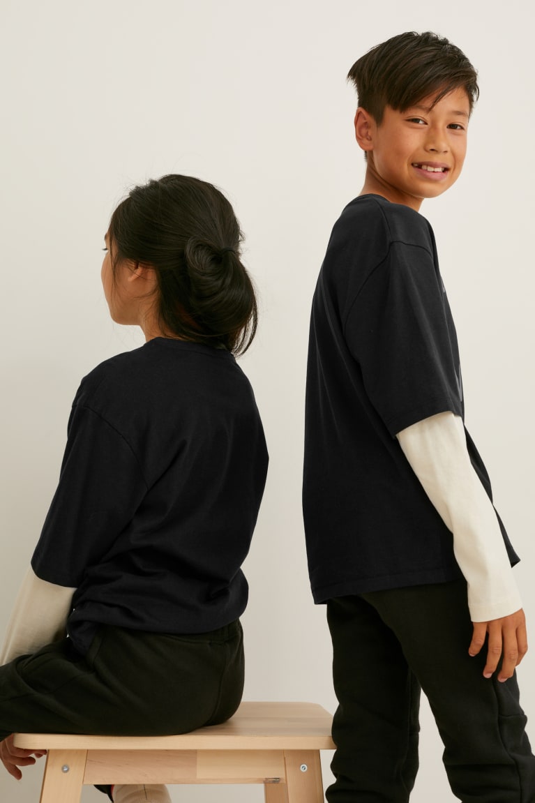 C&A Long Sleeve Genderneutral 2-in-1 Look Nere | 3976-ERSLH